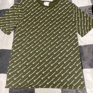 Brand champion size medium colors olive green white and red